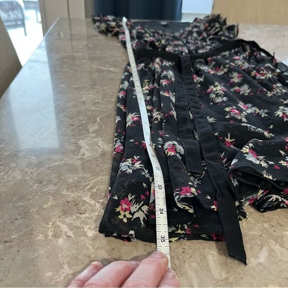 H&M black with multi floral all over print Elastic waist with sash tie size 4 - Picture 7 of 8